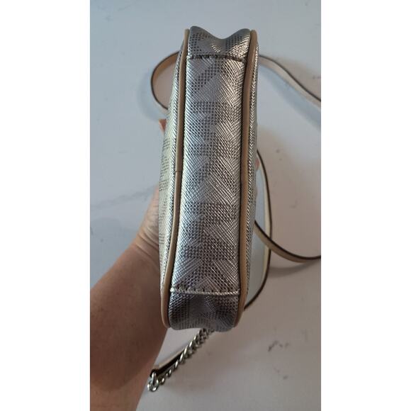 Michael Kors Silver, monogram jet set mini crossbody. Trend, minimalist, regency - Picture 10 of 11